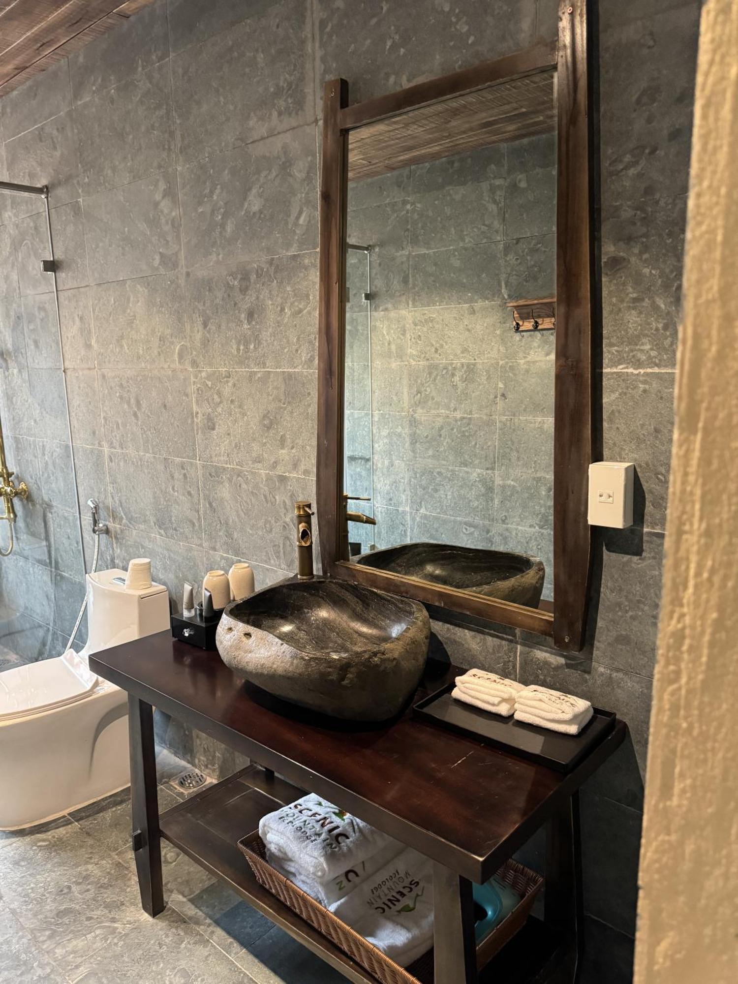 Scenic Mountain Ecolodge Ninh Binh Exterior photo